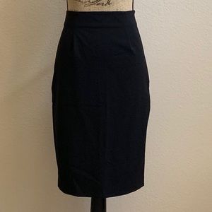LARRY LEVINE Black Pencil Skirt